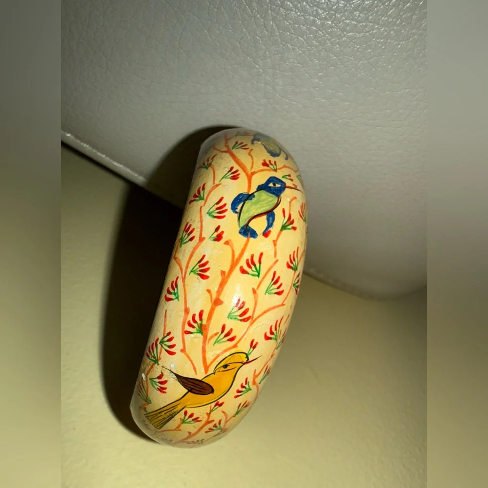Hand-Painted Bangle Bracelet with Blue and Green Bird Motif - Picture 9 of 9